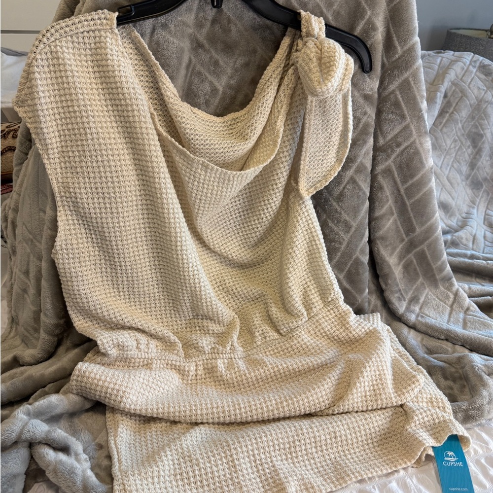 Cupshe Cream Cowl Neck Waffle Knit Sweater